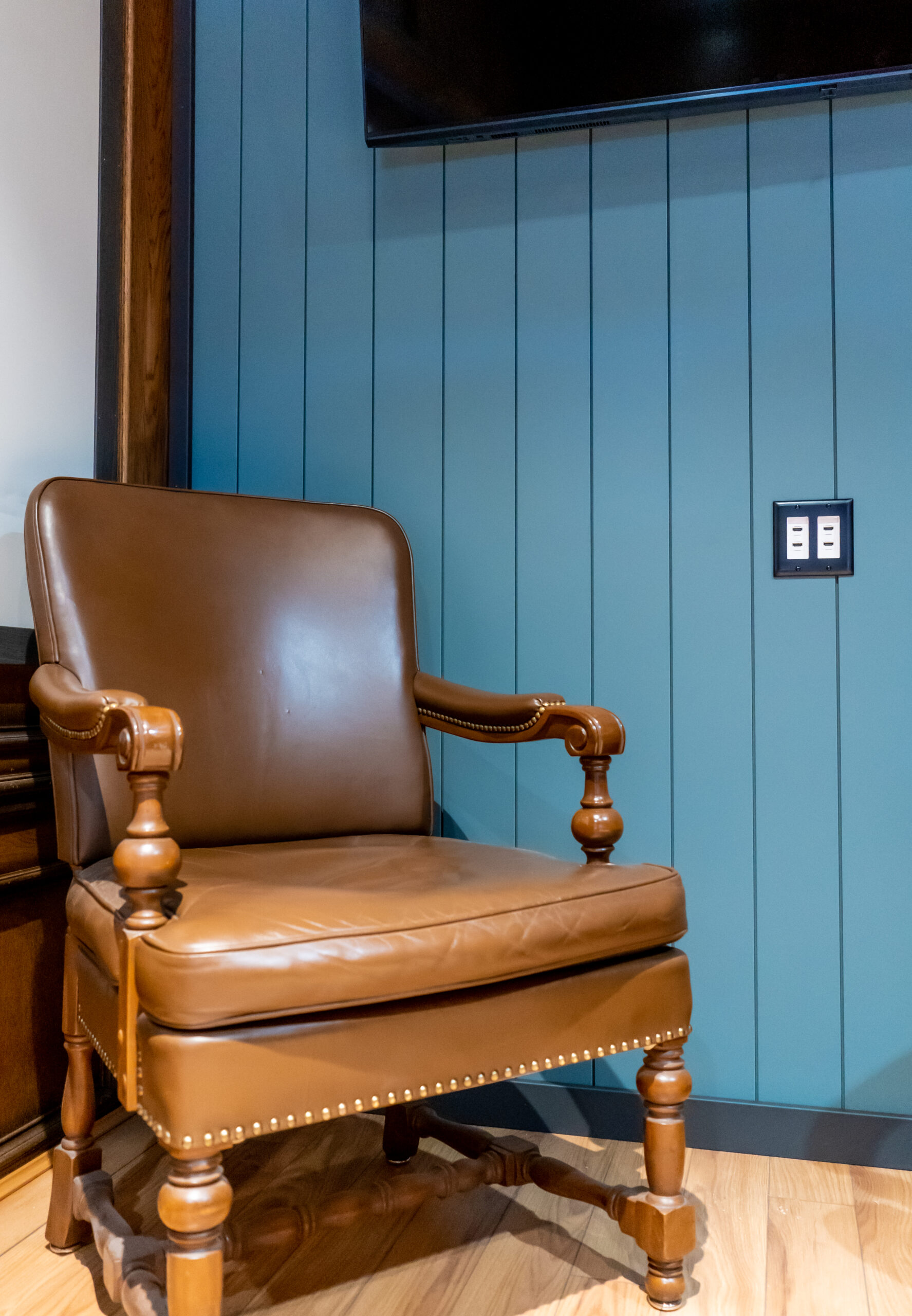 Vipco Industries_Vipco Velvet Install_Mystic Blue with Graphite Grey Trim Mystic Blue Velvet Shiplap