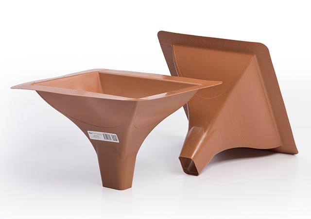 Downspouts-min 1 Trex RainEscape