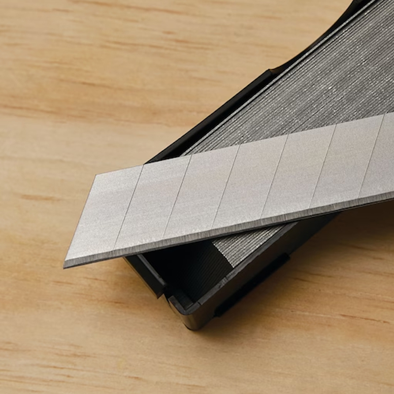 Blades_1 STANLEY 18mm Replacement Blades