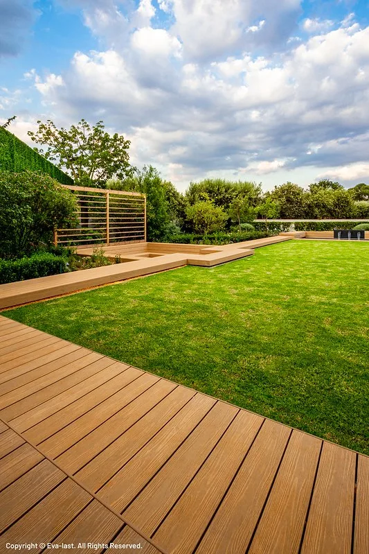 Apex PLUS Himalayan Cedar Composite Decking Apex PLUS Himalayan Cedar Composite Decking